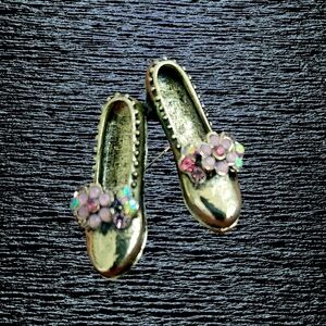 Golden Rhinestone Slipper Brooch